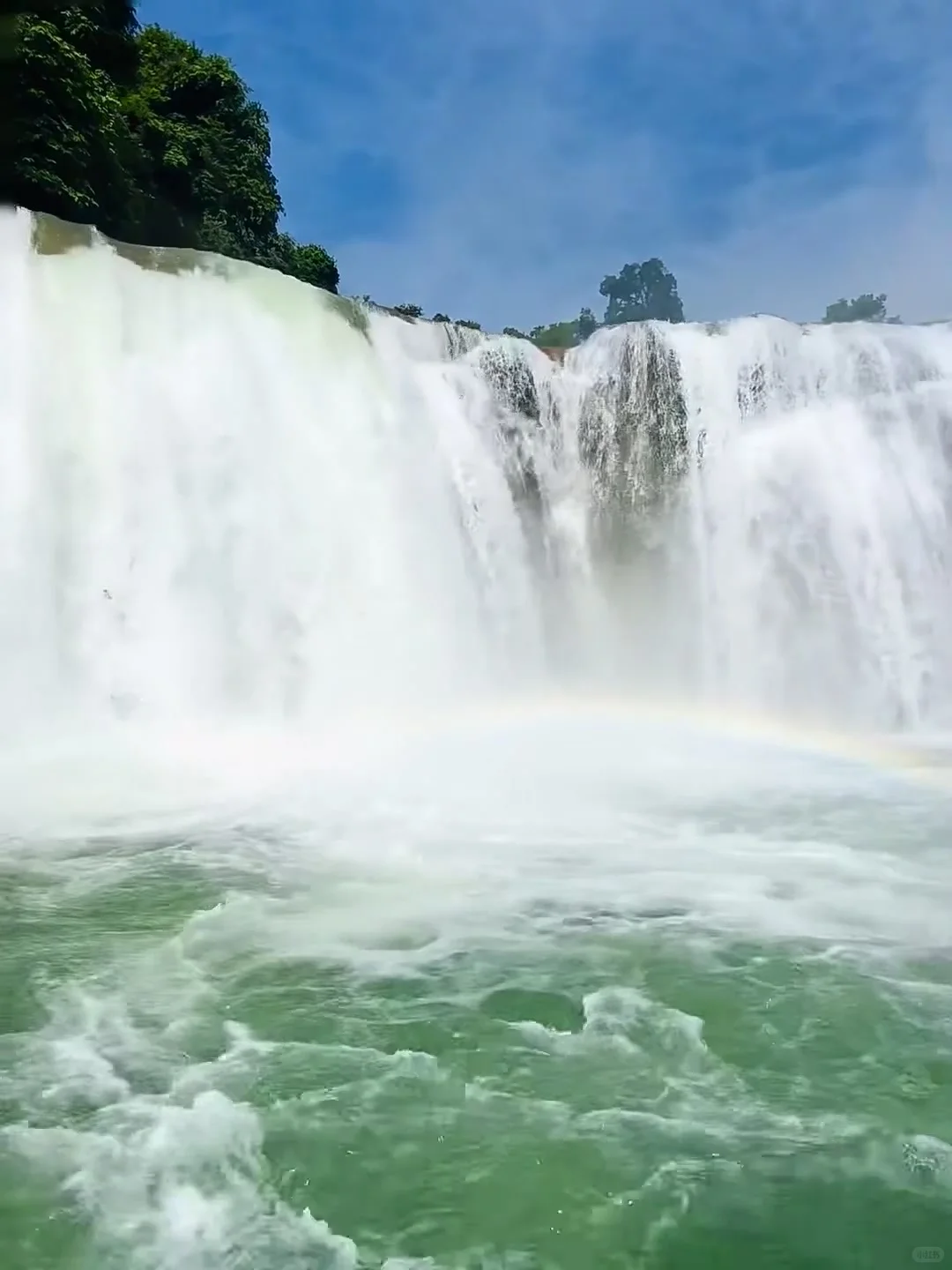 在三亚和崇左间选了崇左，娃玩的不想回家😭