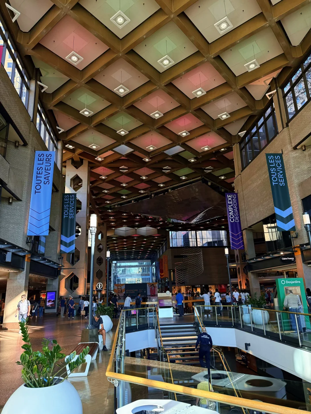 🇨🇦 蒙特利尔 Montreal 二日游 美食全景点