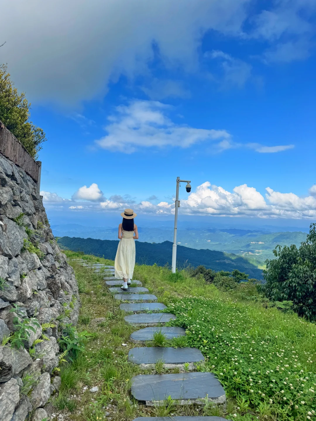 反向旅游!安利一个25 ℃冷门宝藏小城