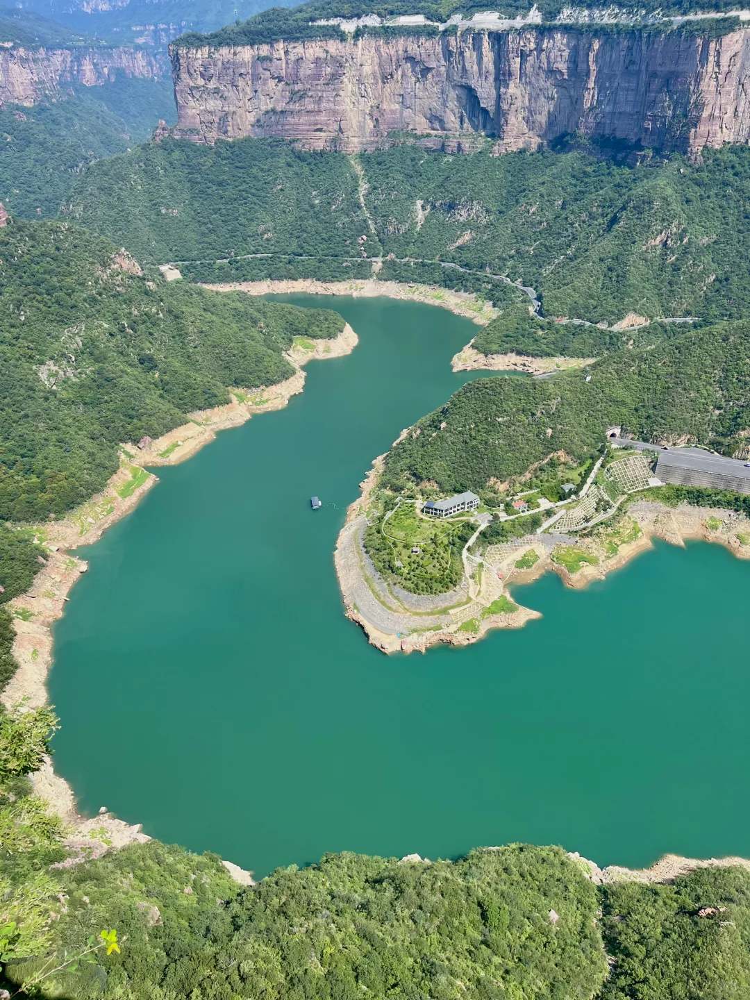 📍宝泉崖天下真的美到犯规！不愧是5A …
