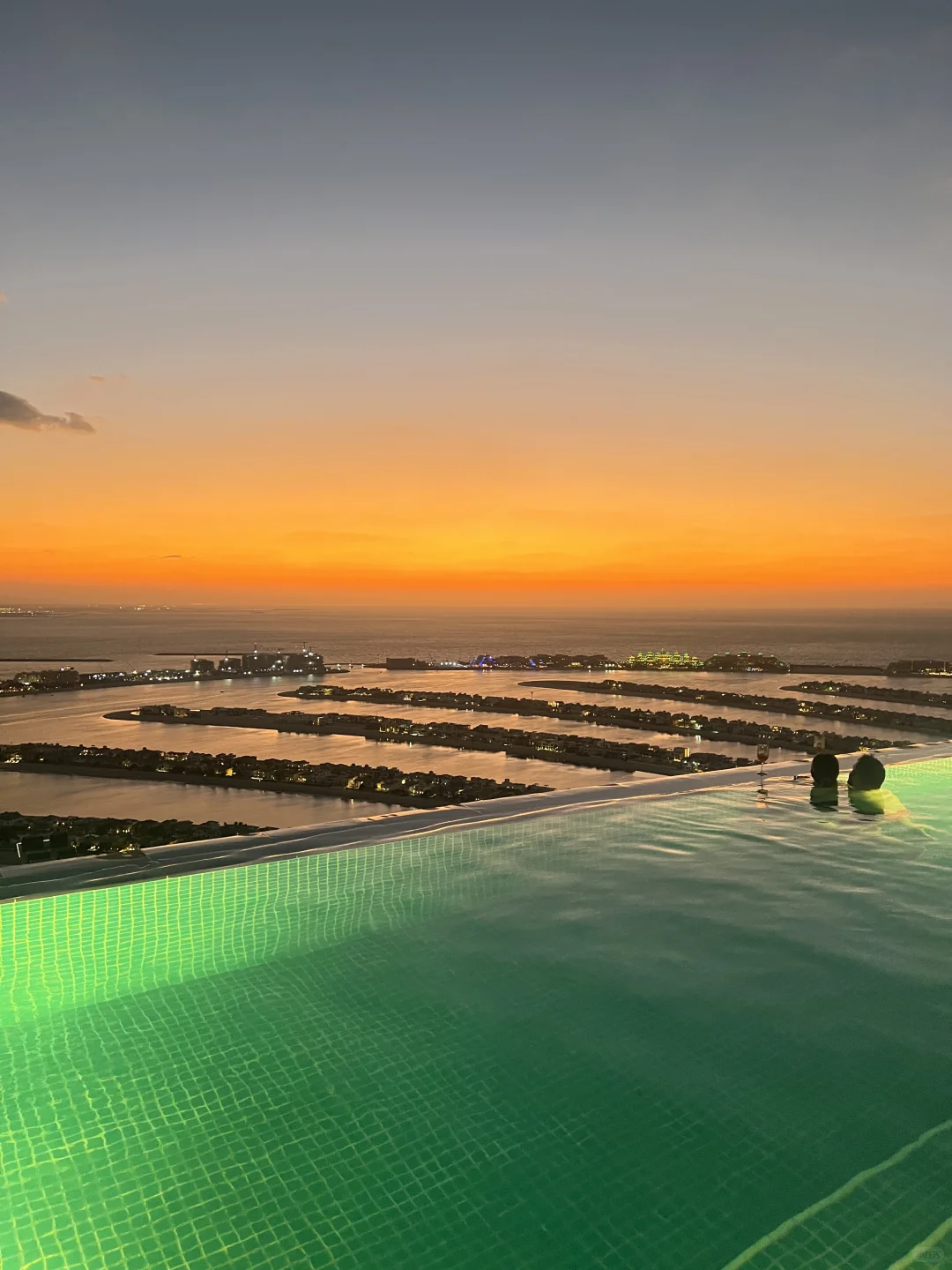 穷鬼大学生花800➕飞迪拜的三天两夜