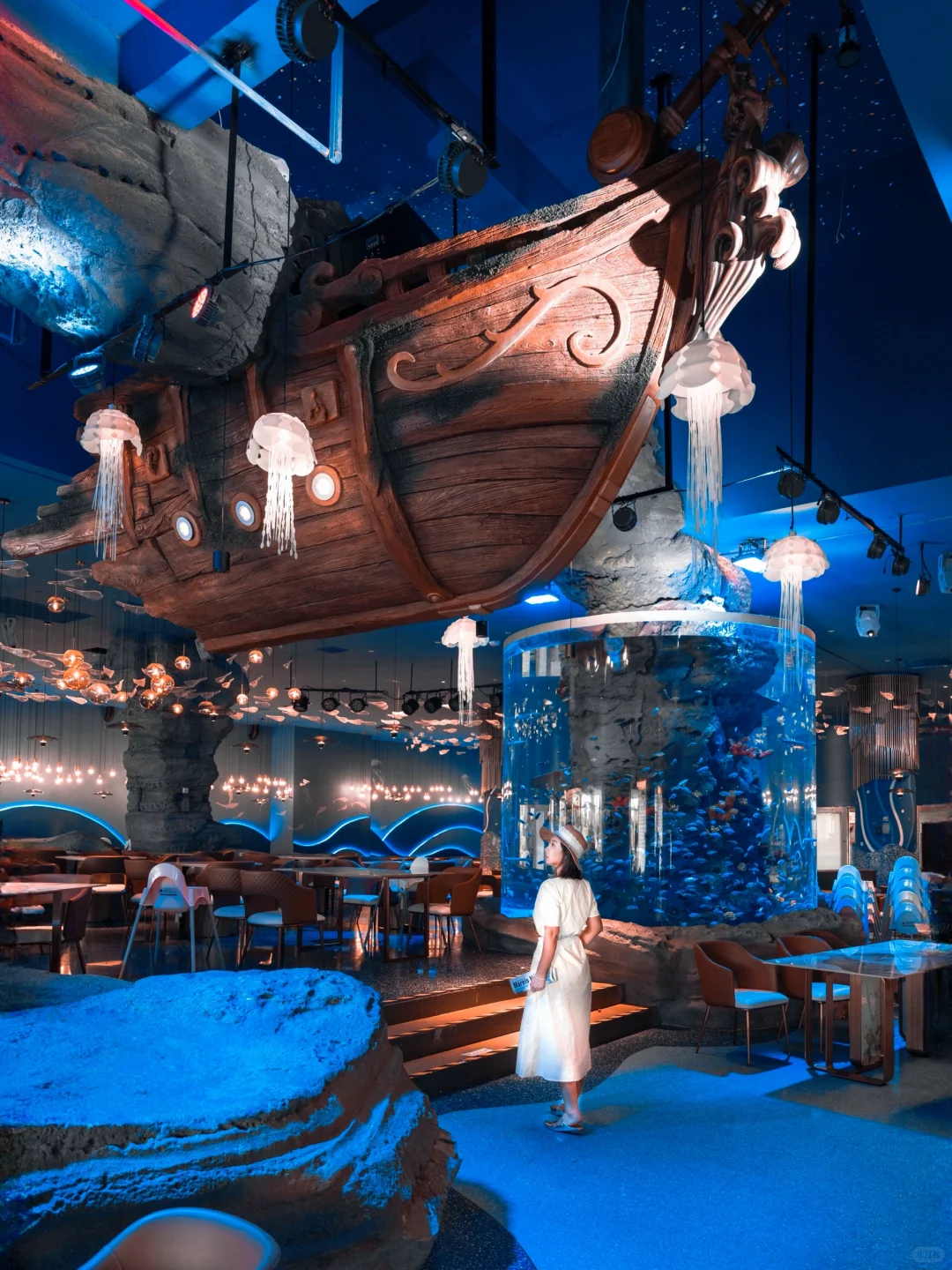 为这个宫崎骏🌳树屋‼️我打高铁冲了趟山东…