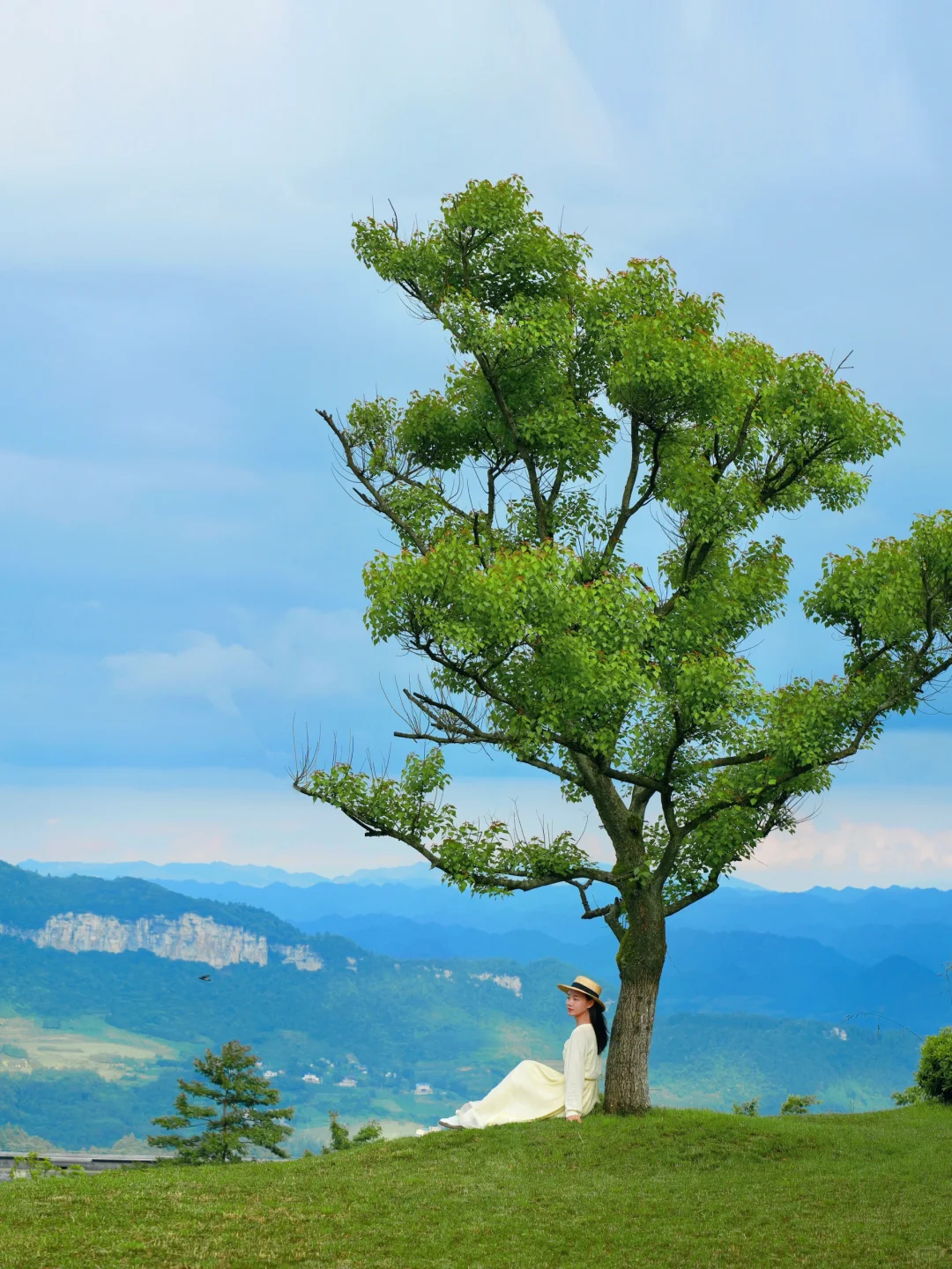 反向旅游！成都高铁2小时直达的云南小城