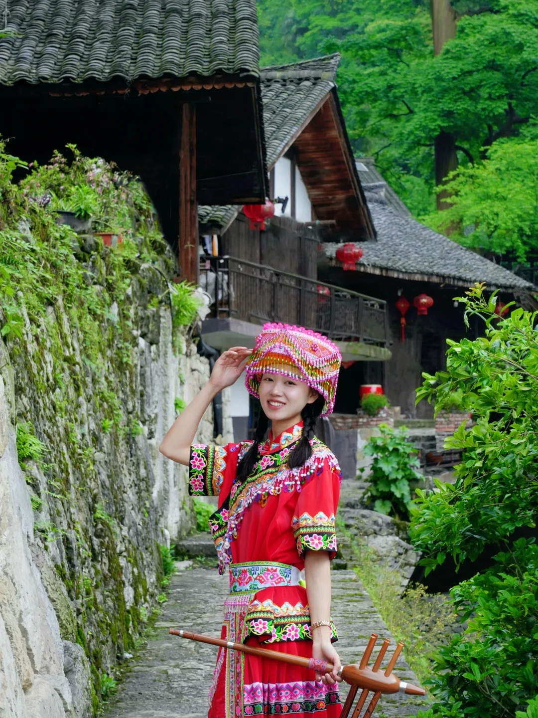 反向旅游！成都高铁2小时直达的云南小城