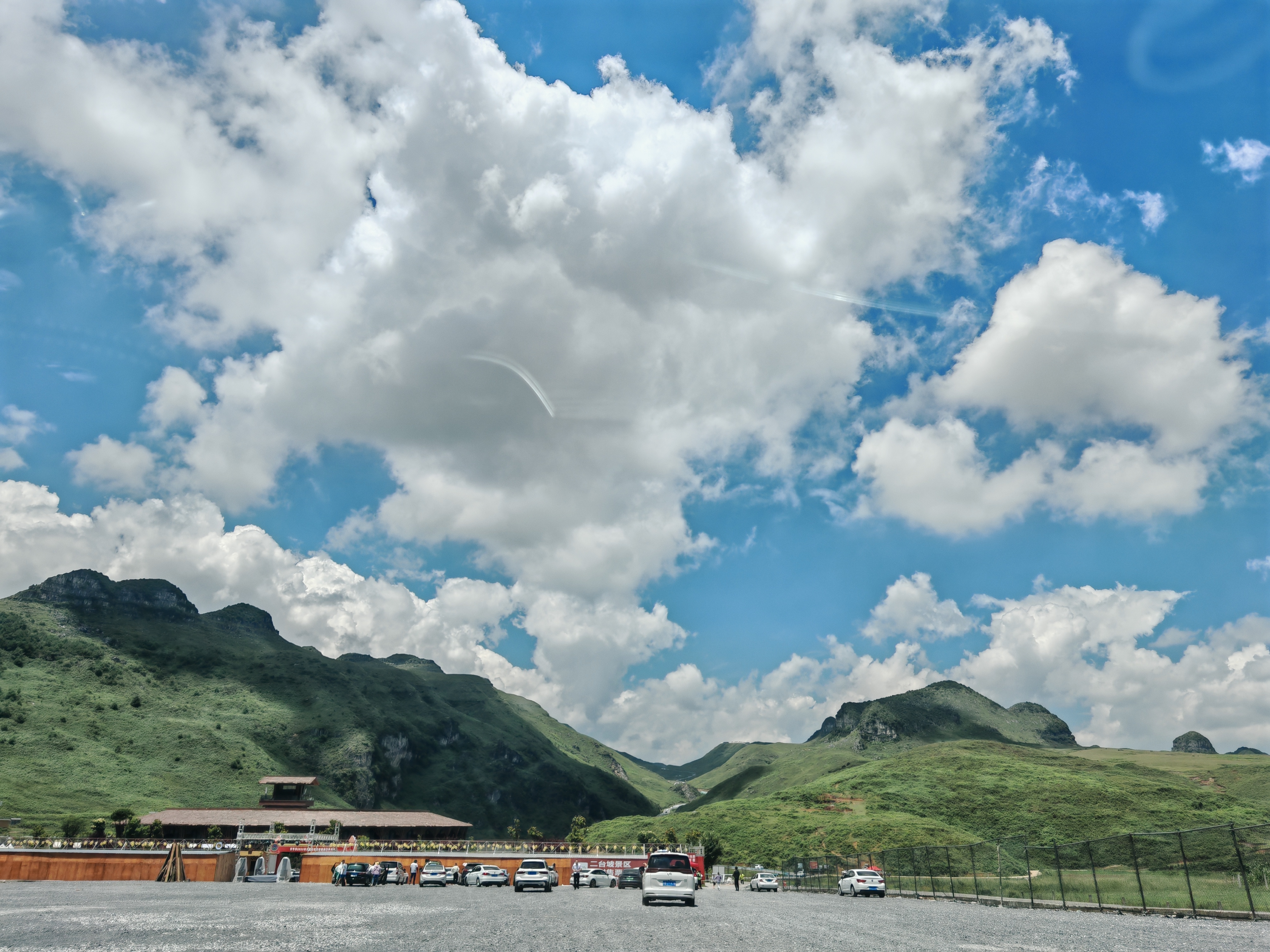 阿西里西大草原，堵车🚘堵哭啦（含攻略）