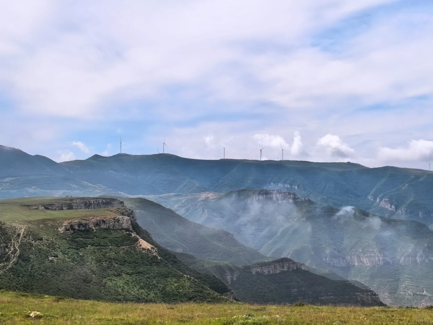 再探阳原山巅秘境｜世纪大断崖穿越