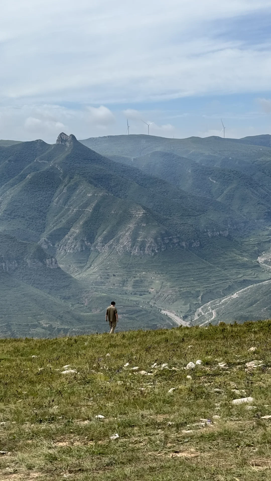 再探阳原山巅秘境｜世纪大断崖穿越