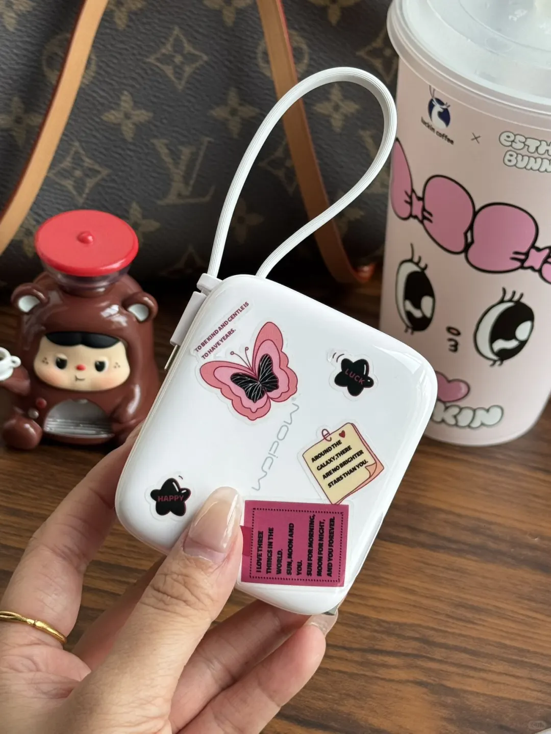 带这个充电宝旅游倍儿有安全感！