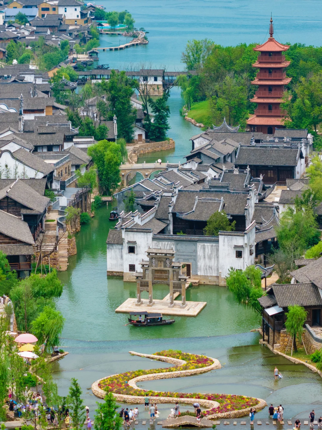 迄今为止...我最喜欢的旅游小镇出现了！