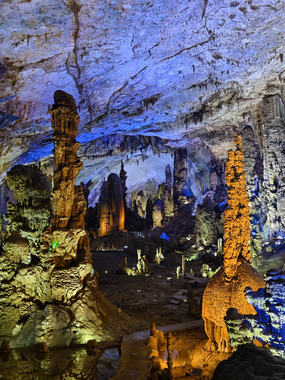 织金洞和大峡谷值得