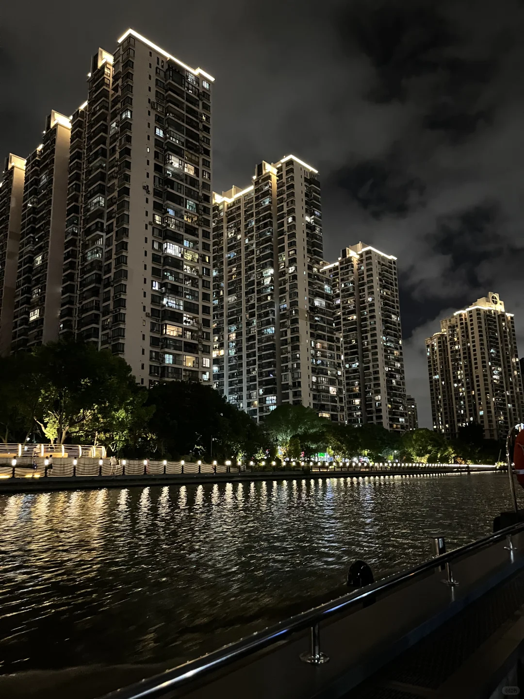 魔都旅游打开新方式，夜游苏州河🚢