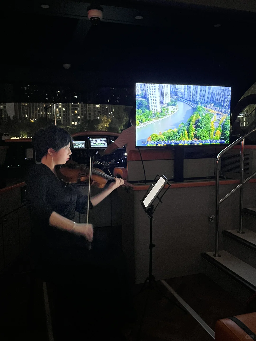 魔都旅游打开新方式，夜游苏州河🚢