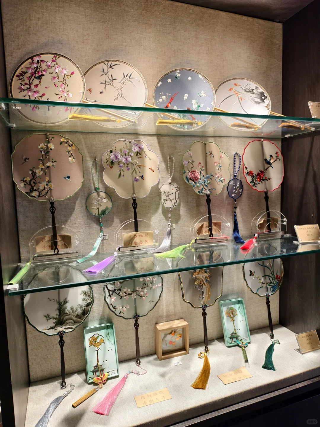 真的有被夜晚的七里山塘惊艳到！