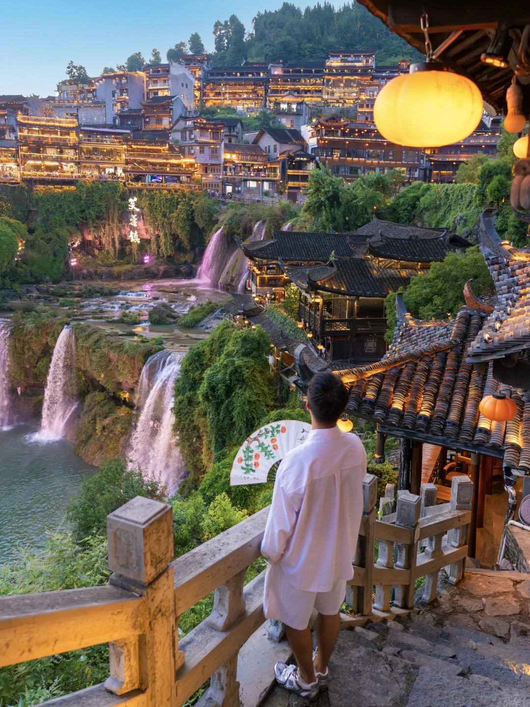 比起长沙‼️我更喜欢湘西这座仙侠千年古镇