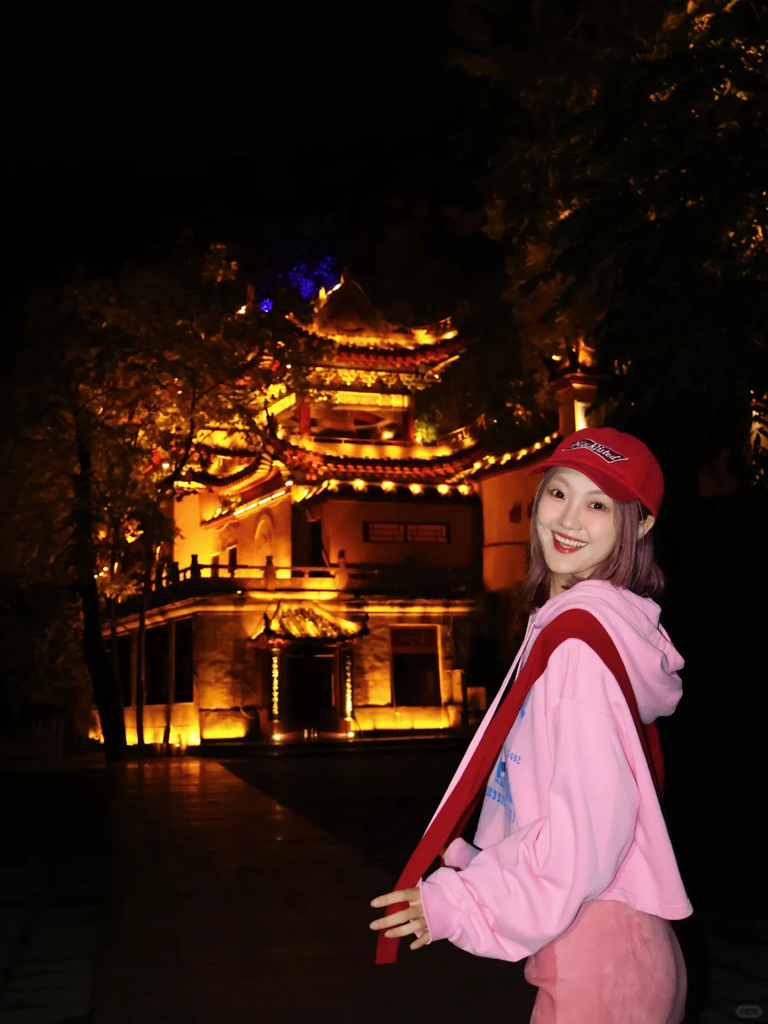 鞍山人民嘴真严‼️夜游千山太美了……🌙