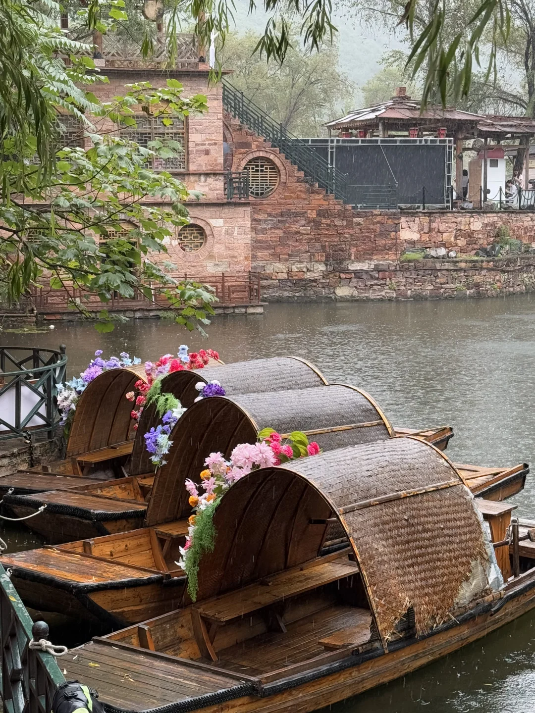 闯进绿野仙踪！十六沟也太仙了吧！！