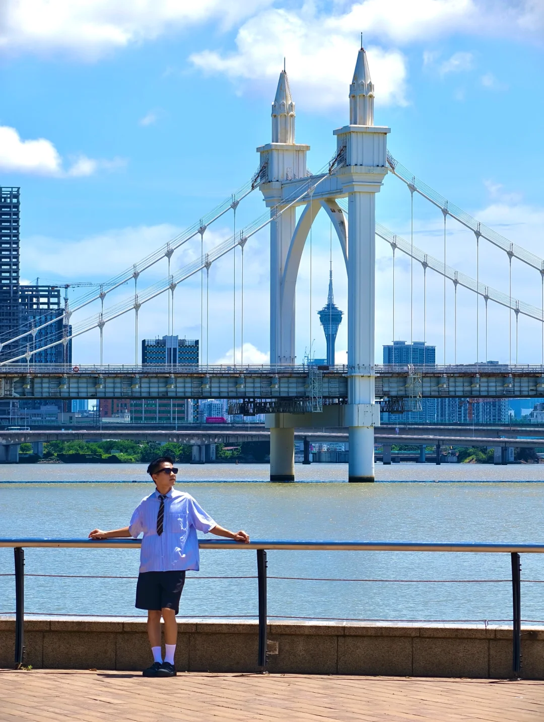 一座满足了我对海滨城市的所有幻想的地方