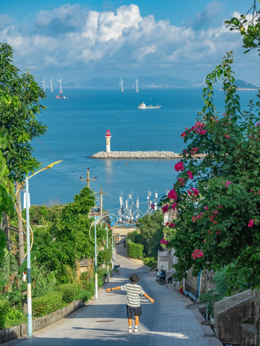 一座满足了我对海滨城市的所有幻想的地方