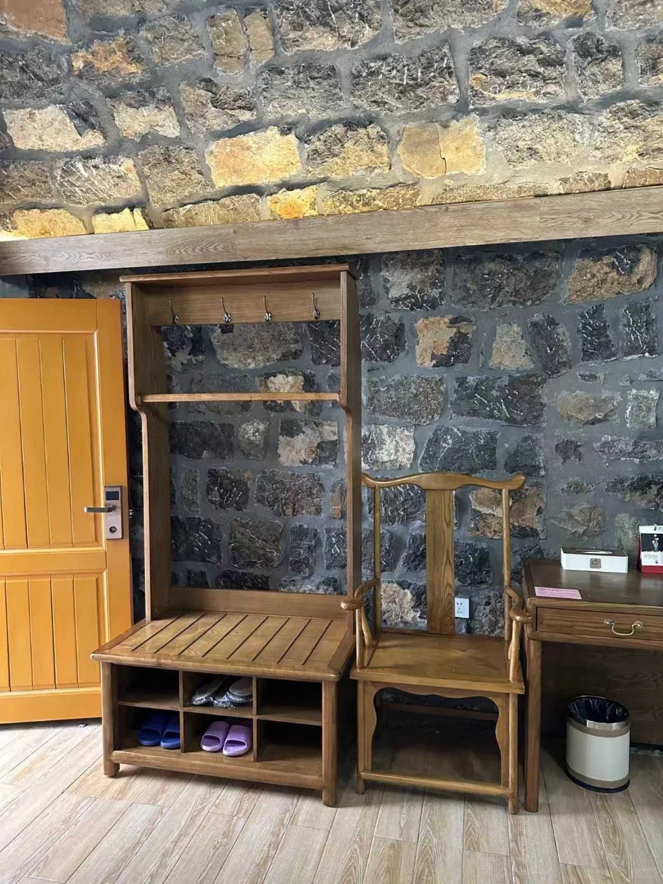 带爸妈！响堂山夸爆