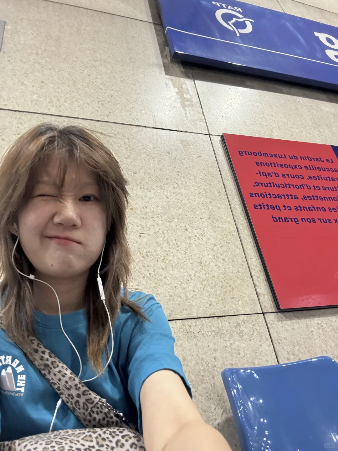 在巴黎此般当游客🗽