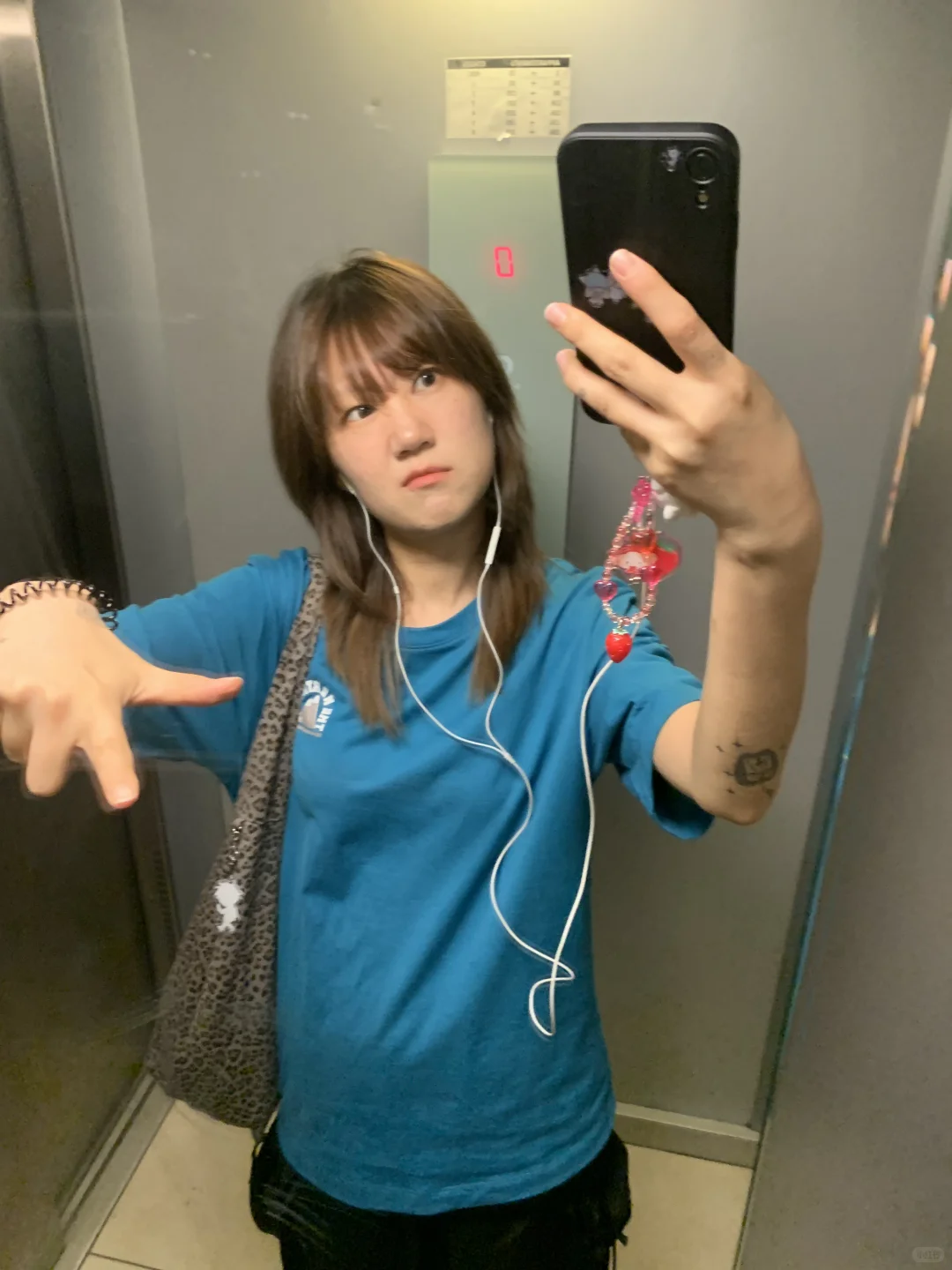 在巴黎此般当游客🗽