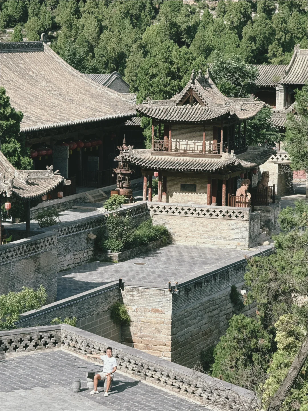 吕梁这座未商业化的古寺📿藏着千年的浪漫