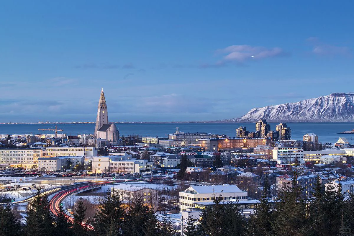 国外静心旅游地，看看书、吹吹风也好