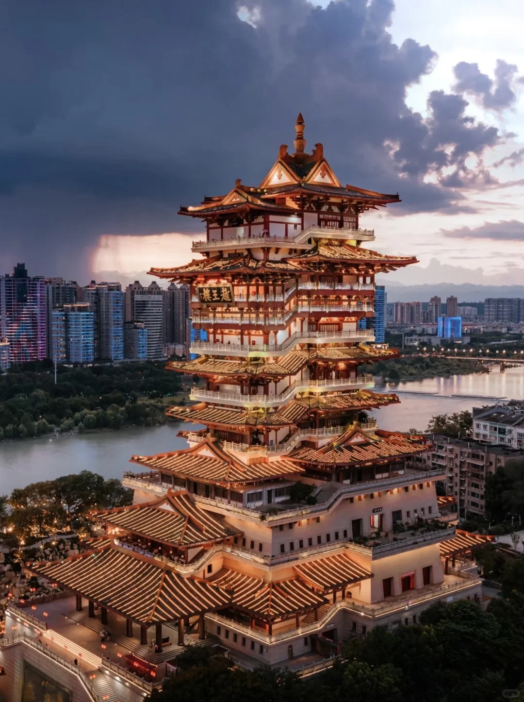 推荐几个没那么热门的旅行景点