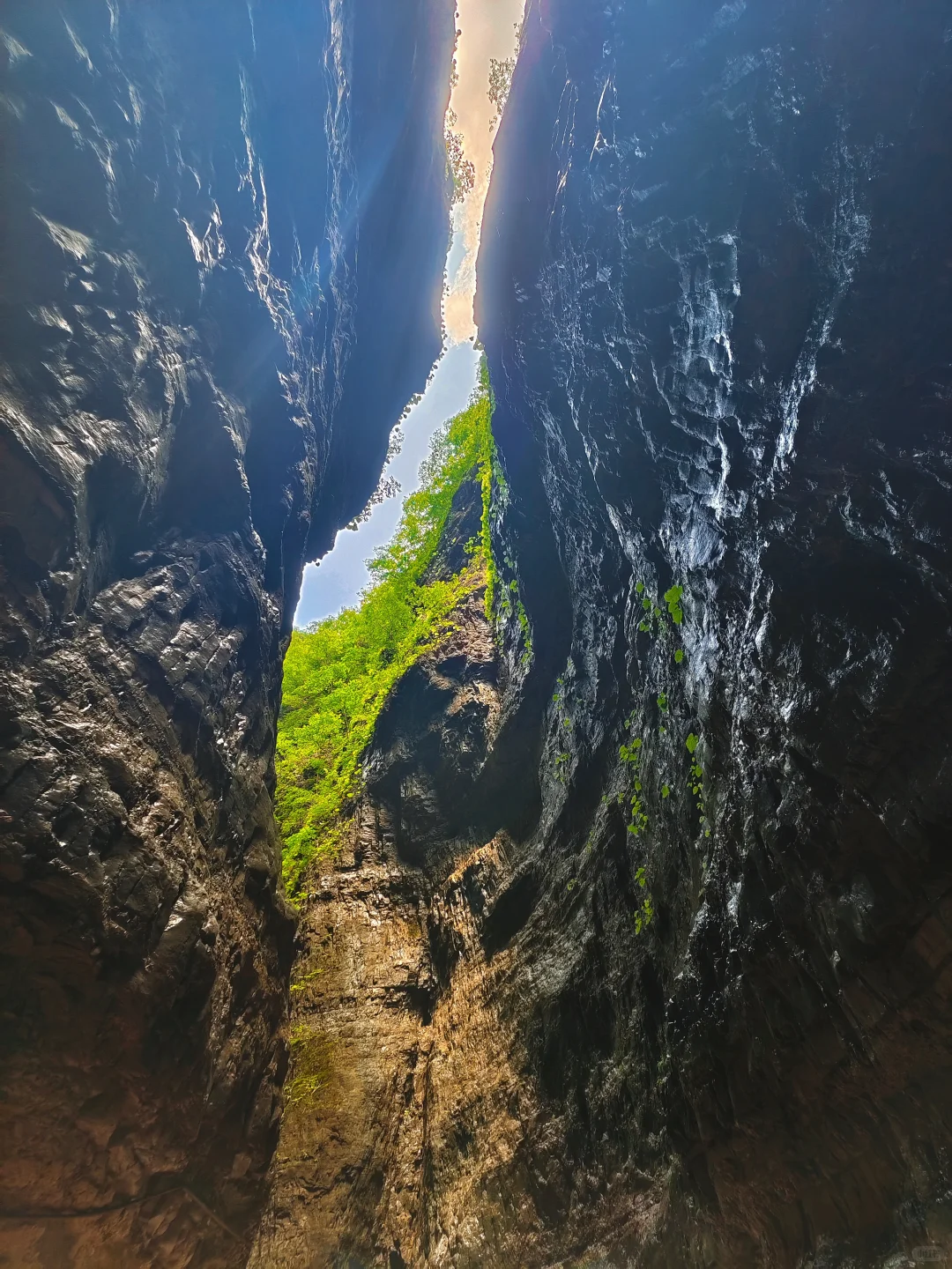 河北保定丨10亿年前地质景观,22℃清凉夏天