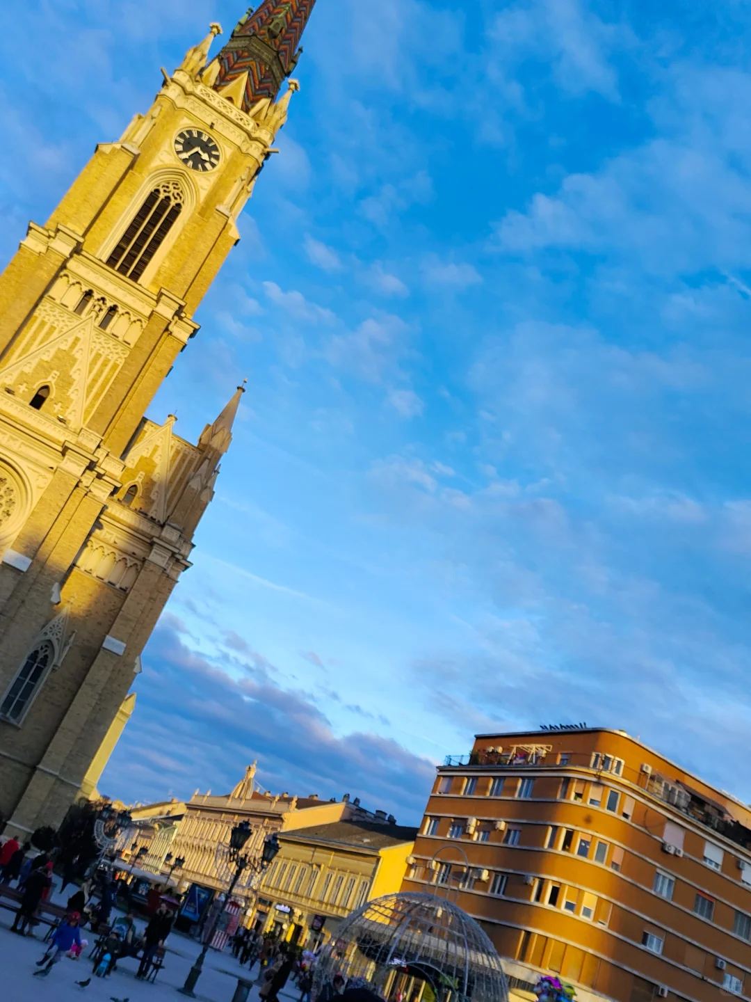 3. 国外旅游支付方式：换钱？信用卡？