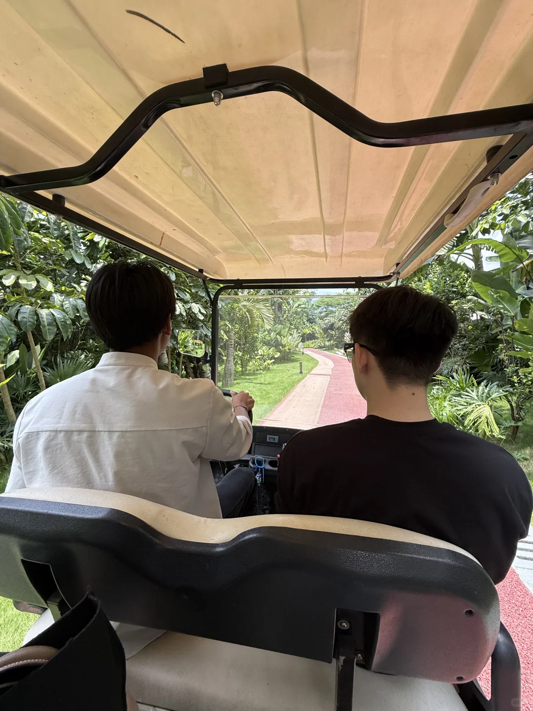 4000一晚的古力娜扎同款 俺住了 爽 🍸