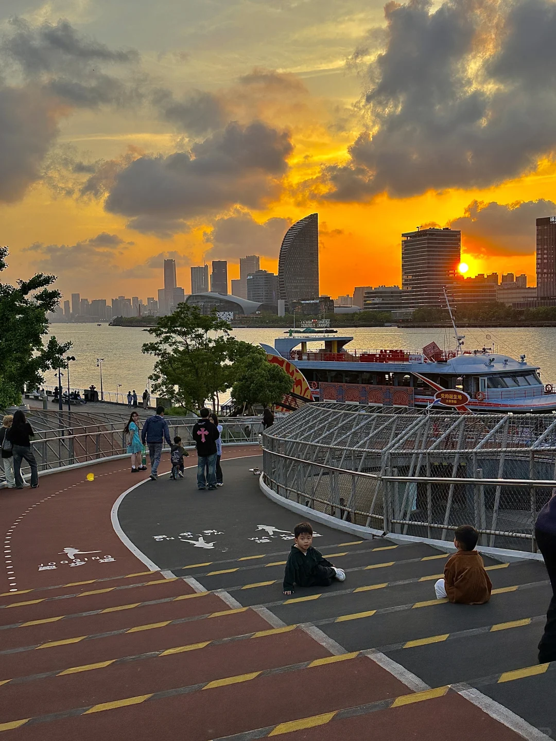 果然上海最好的地方都是免费的。。。。。