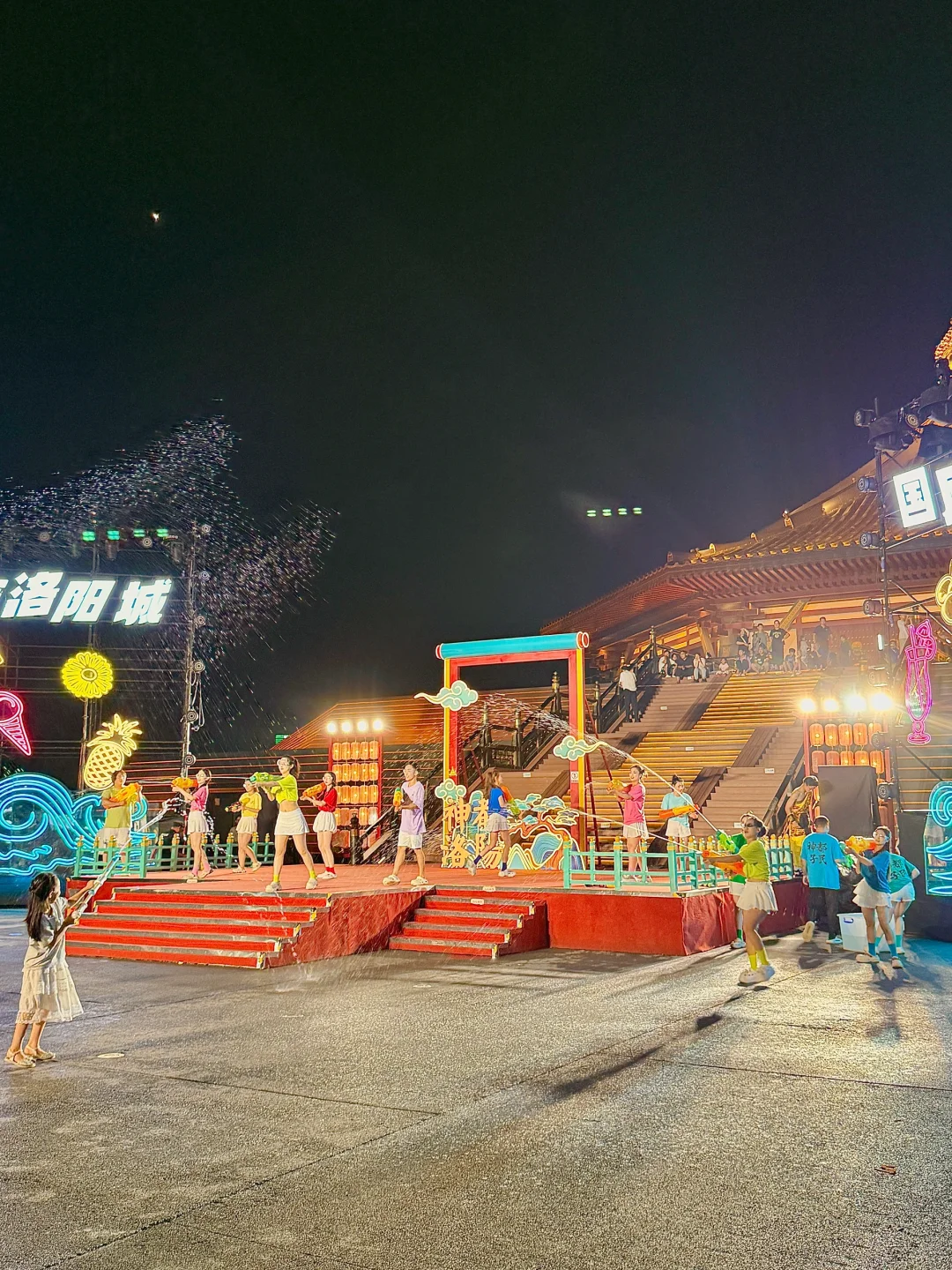 洛阳果然是大城市。。。见世面了！！