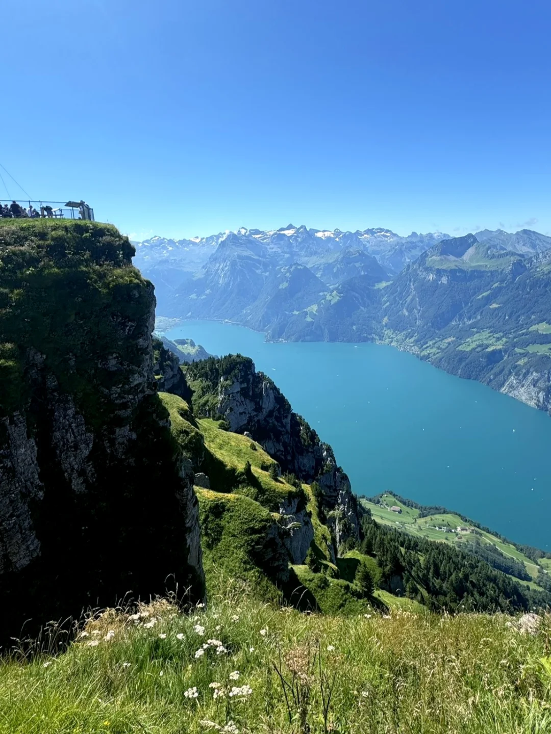 闯入阿尔卑斯山的神秘仙境——瑞士Stoos