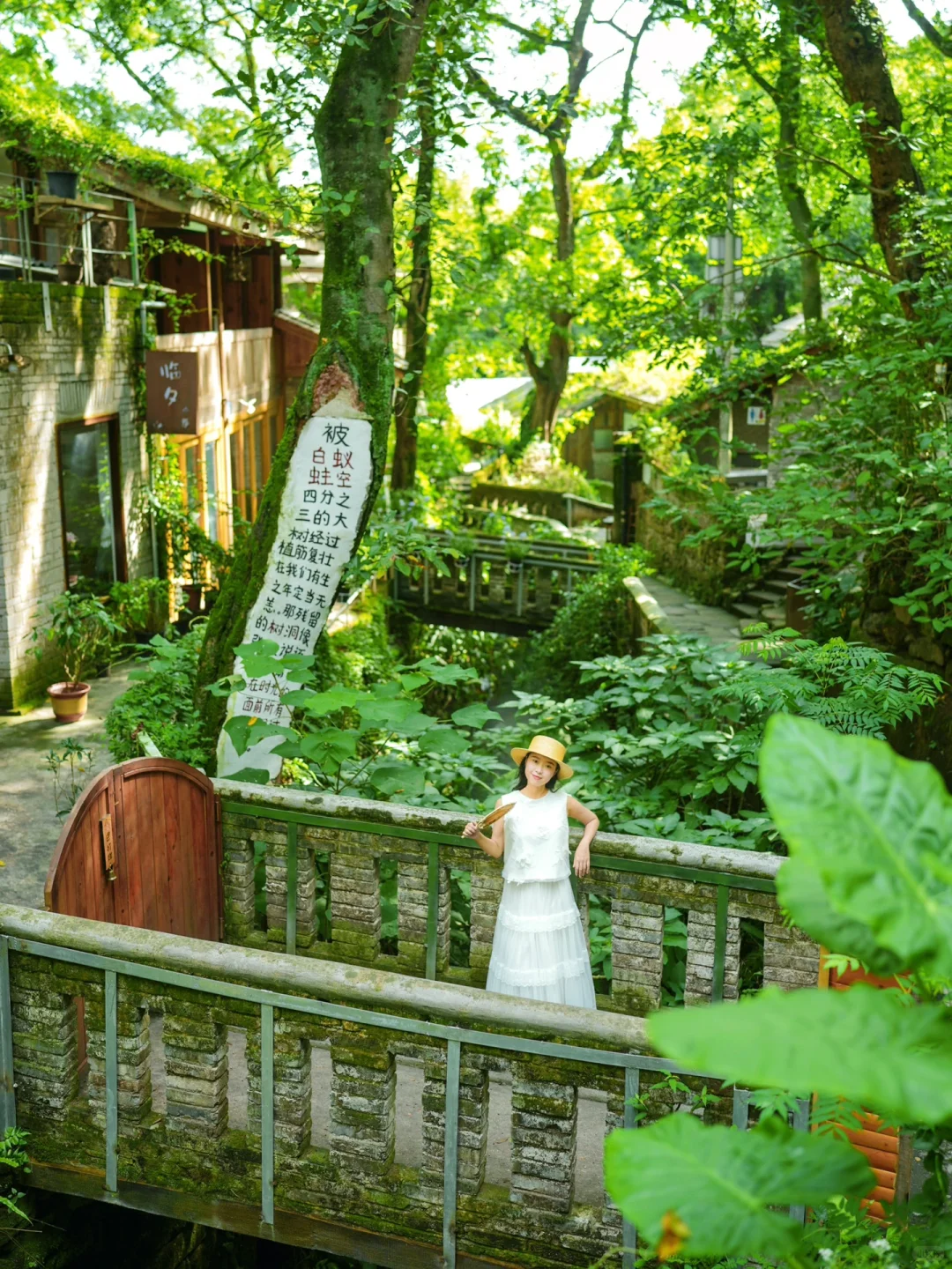 重庆这个没人的古村庄……比洪崖洞好玩100倍!