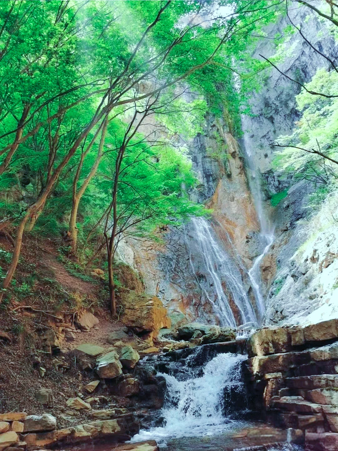 这不是国外，这是河北最惊艳的瀑布