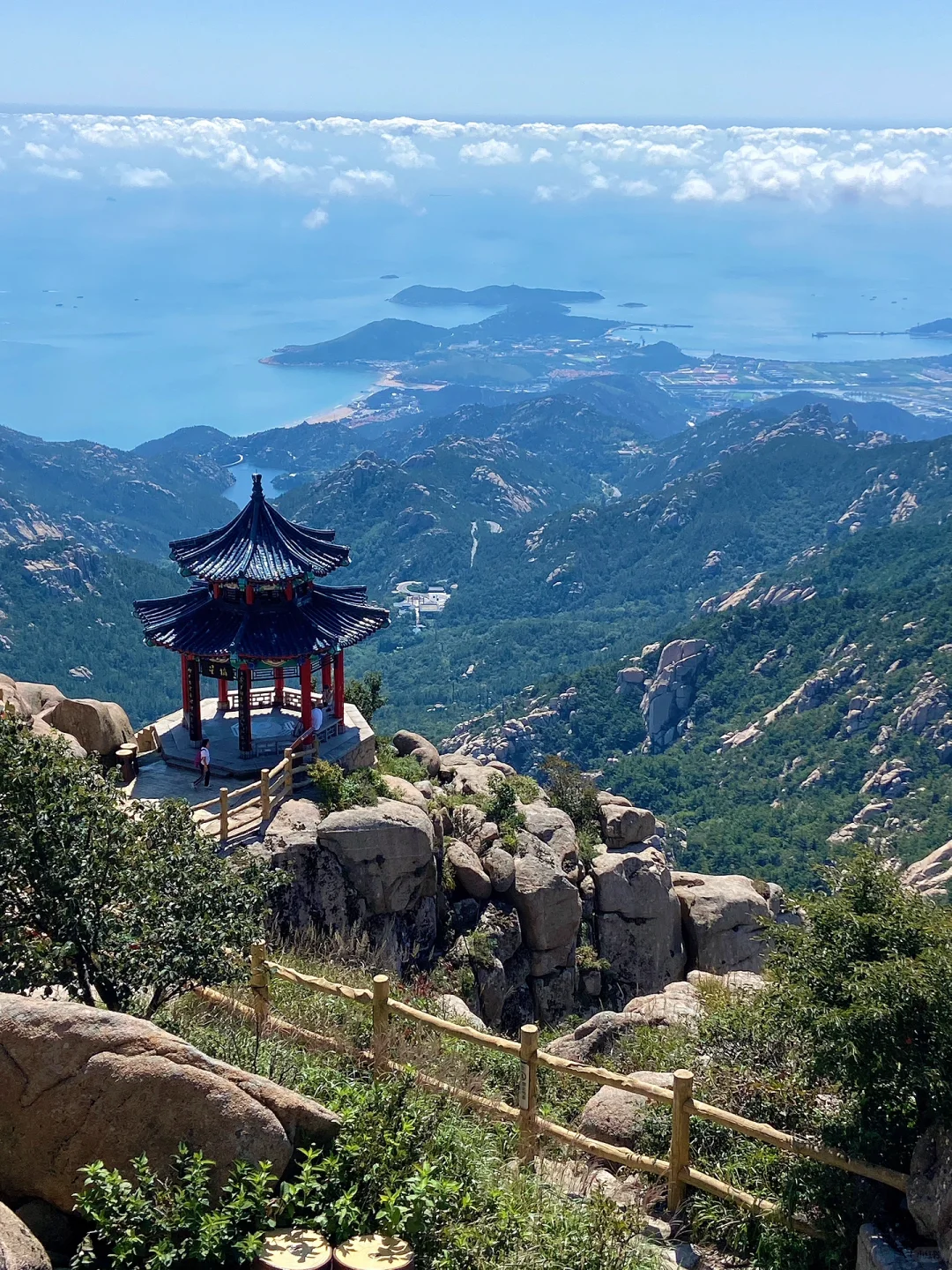 倘若来青岛崂山！那我一定推荐巨峰景区⛰️