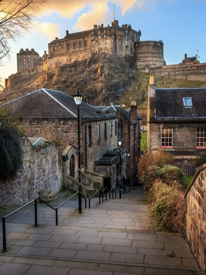 去了爱丁堡才发现英国还有比伦敦更美的地方