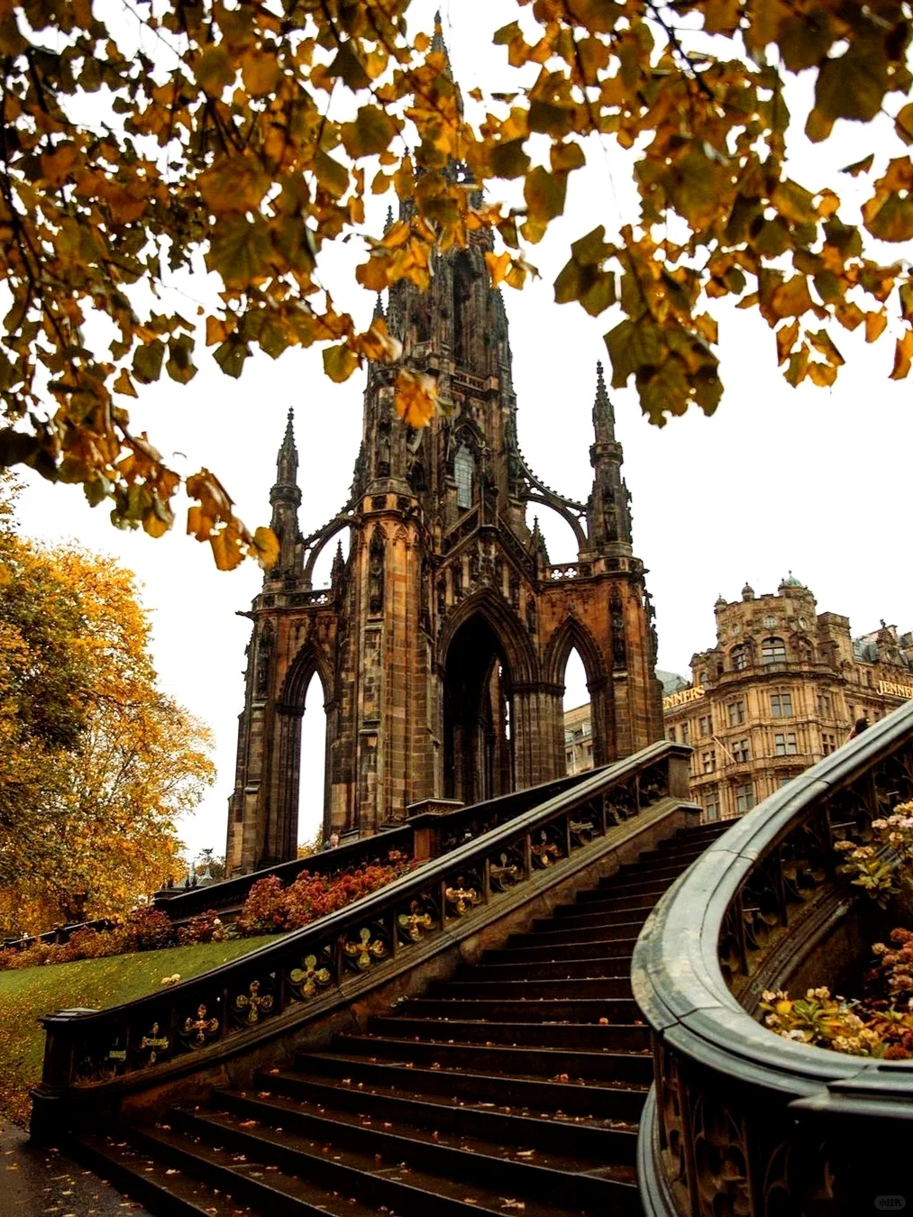 去了爱丁堡才发现英国还有比伦敦更美的地方