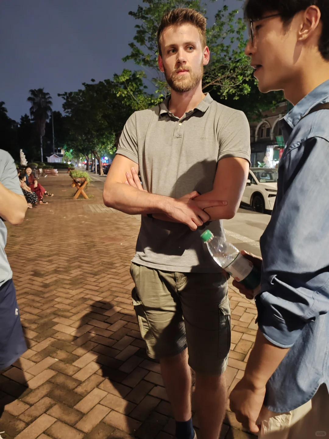 free translate免费国外朋友旅游当翻译