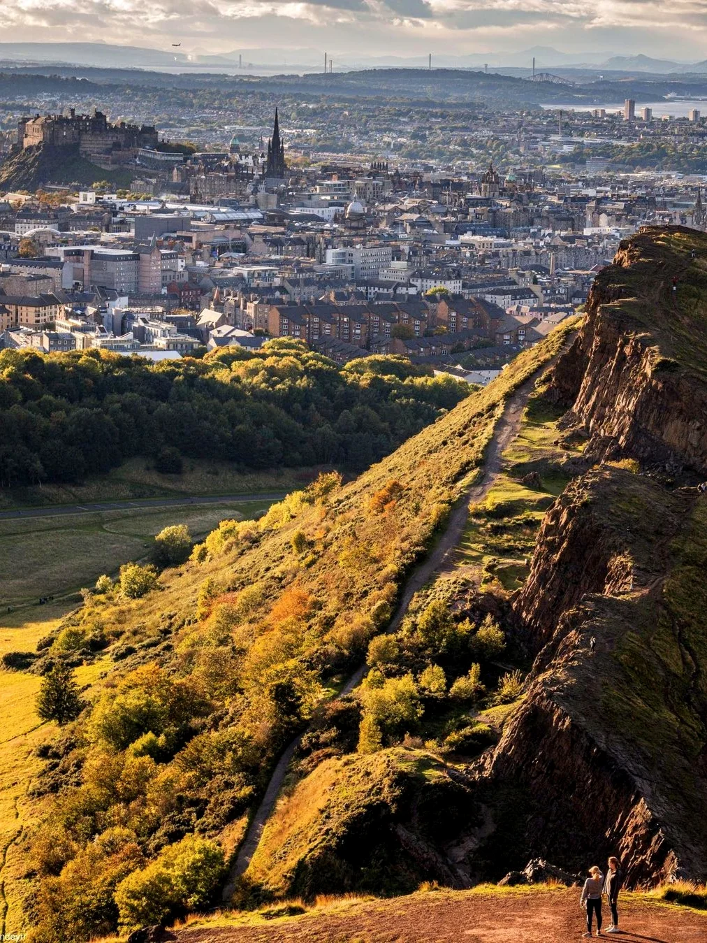 去了爱丁堡才发现英国还有比伦敦更美的地方