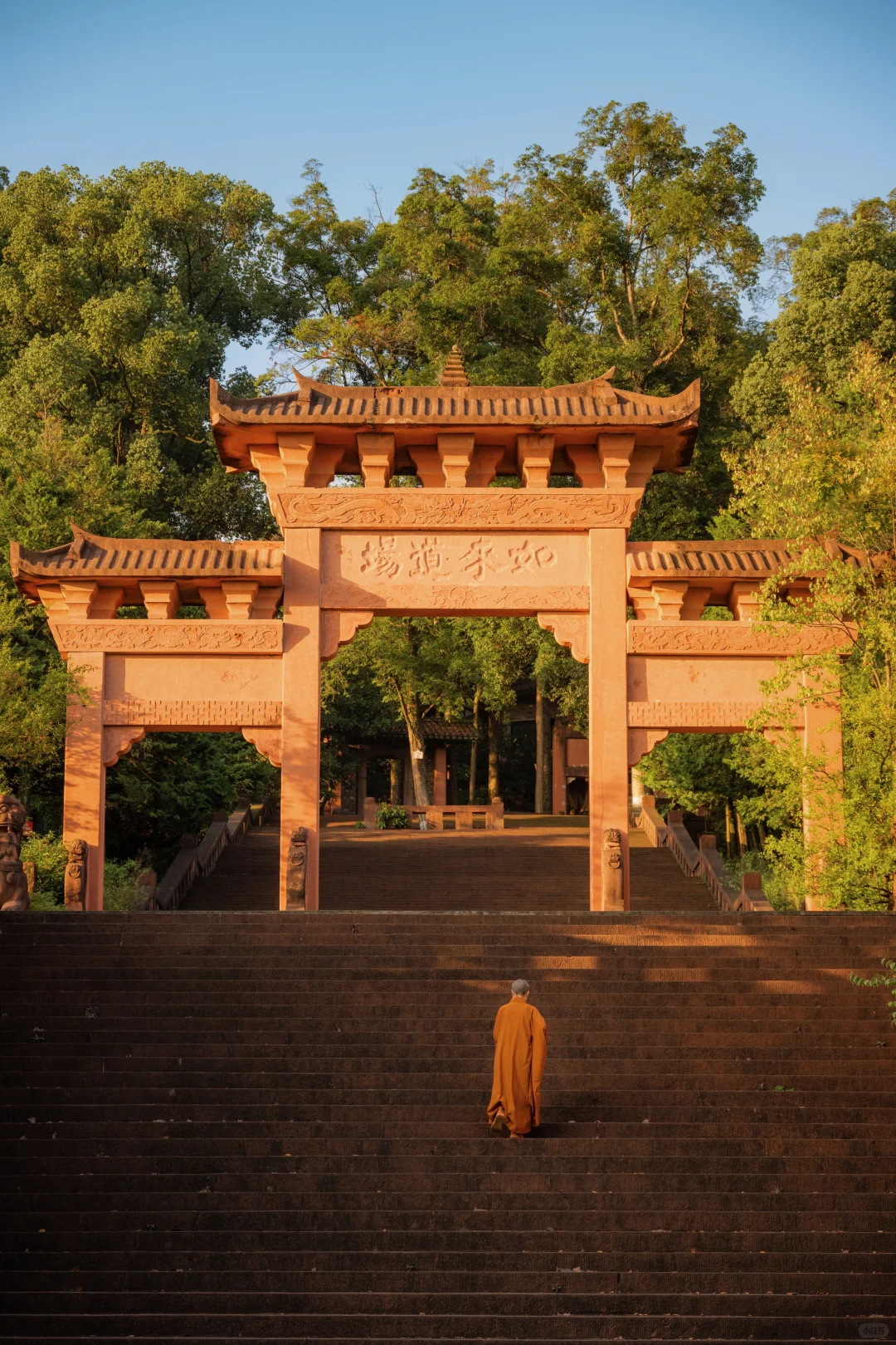 反向旅游，一座被严重低估的人文宝藏城市 ！