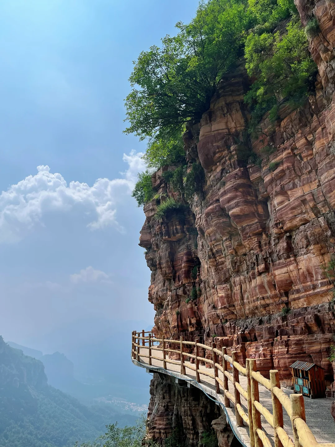 邯郸旅行：东太行山，包场爬山，绝美丹霞地貌