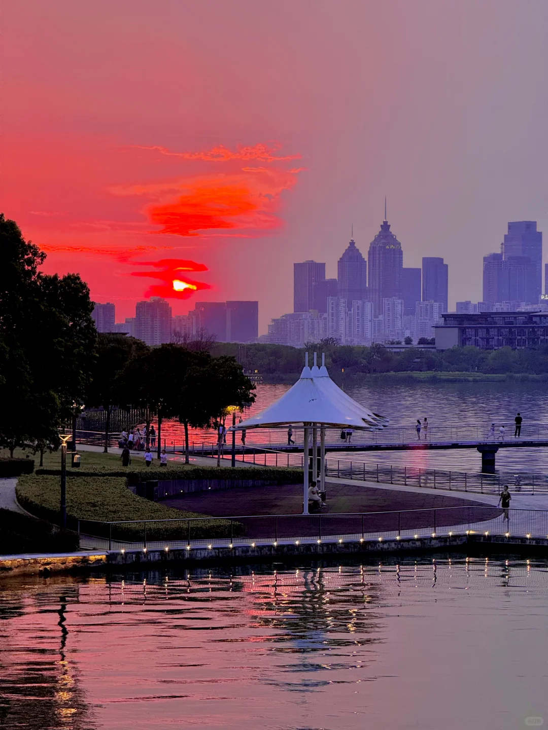 以为乌镇很美了，直到我去了苏州。。。。