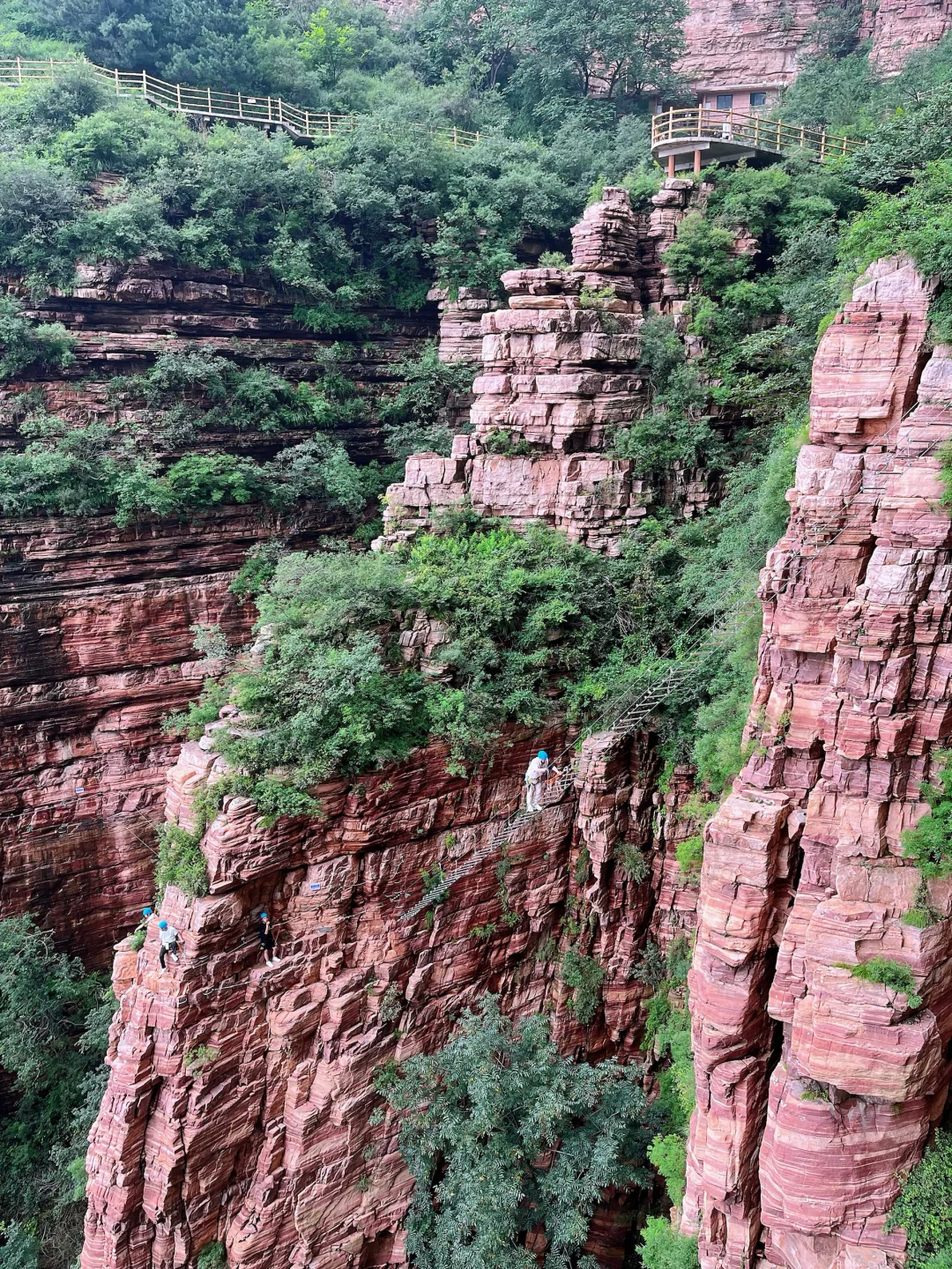 邯郸旅行：东太行山，看别人玩飞拉达好刺激！！