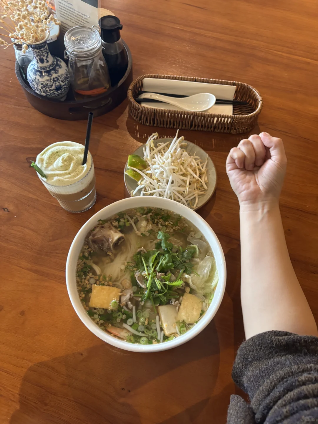 🇺🇸美国真的是一个收入高，消费低的国家