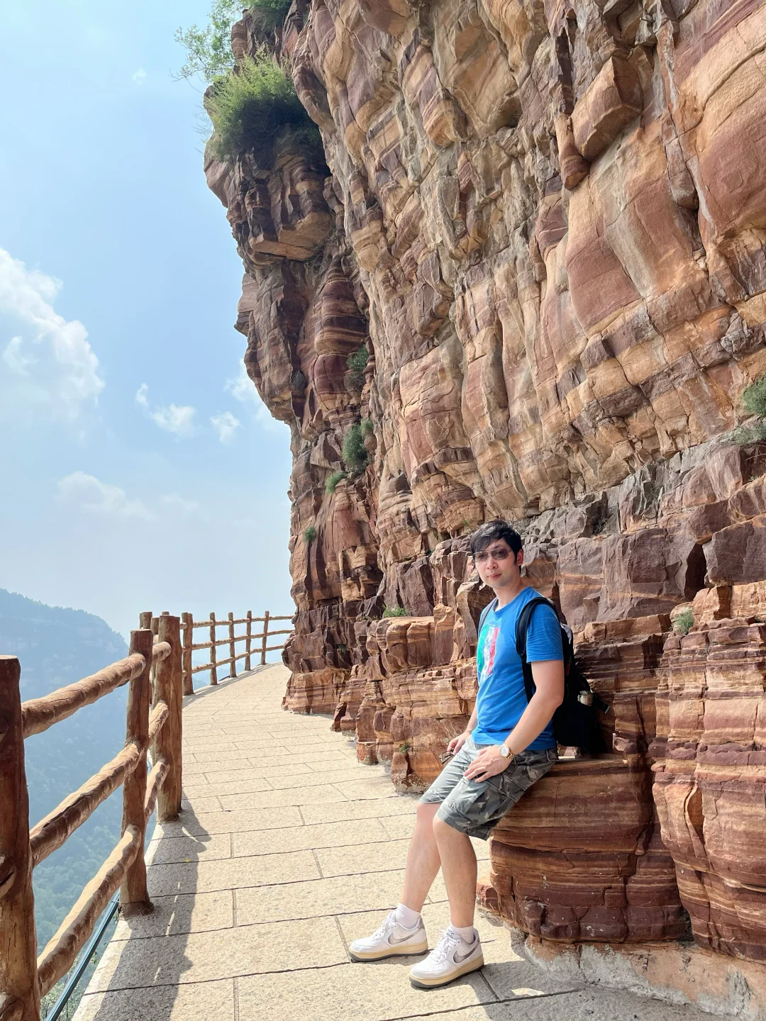 邯郸旅行：东太行山，包场爬山，绝美丹霞地貌