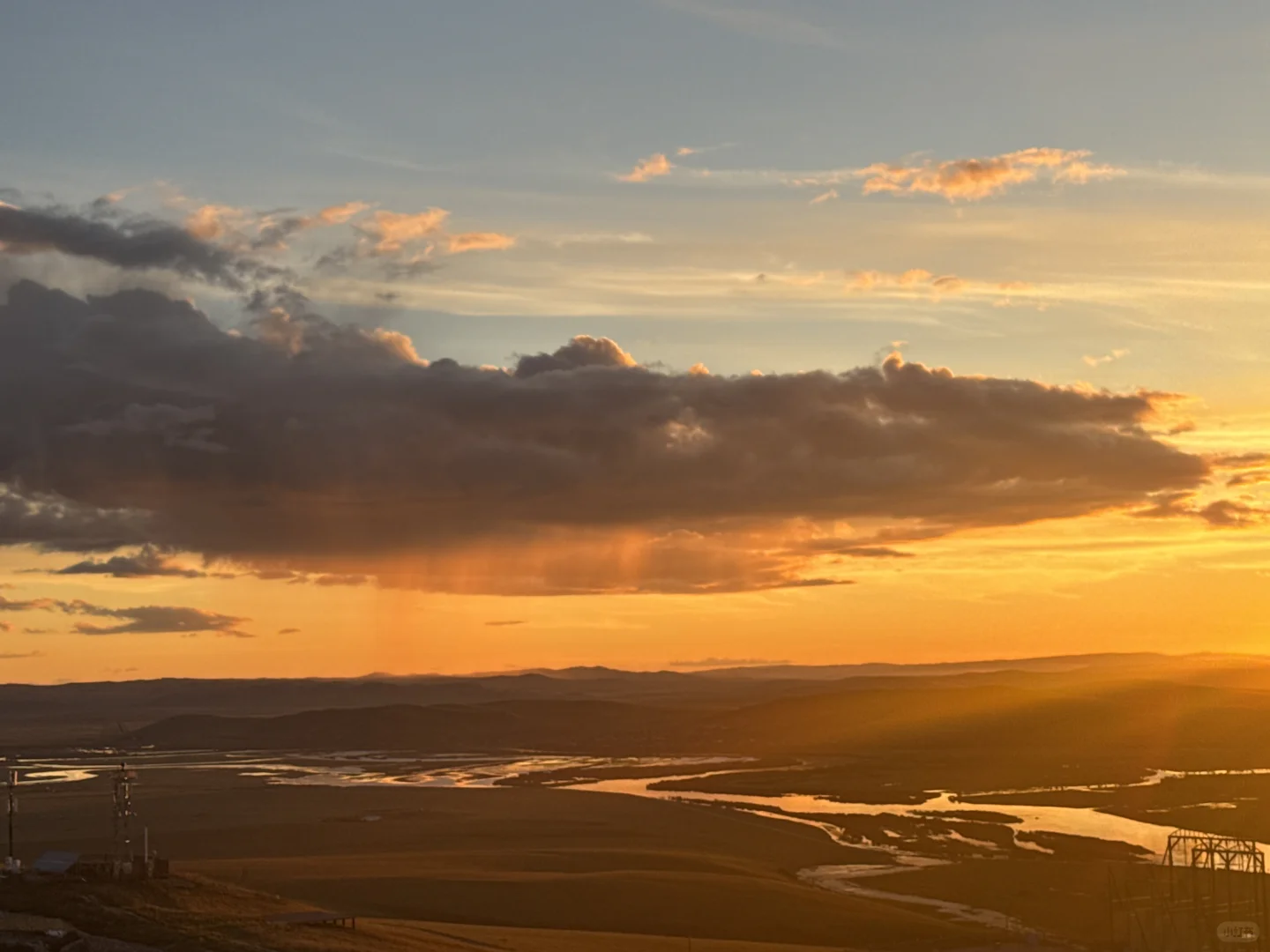 来内蒙古的第一个惊喜是乌兰山给的！
