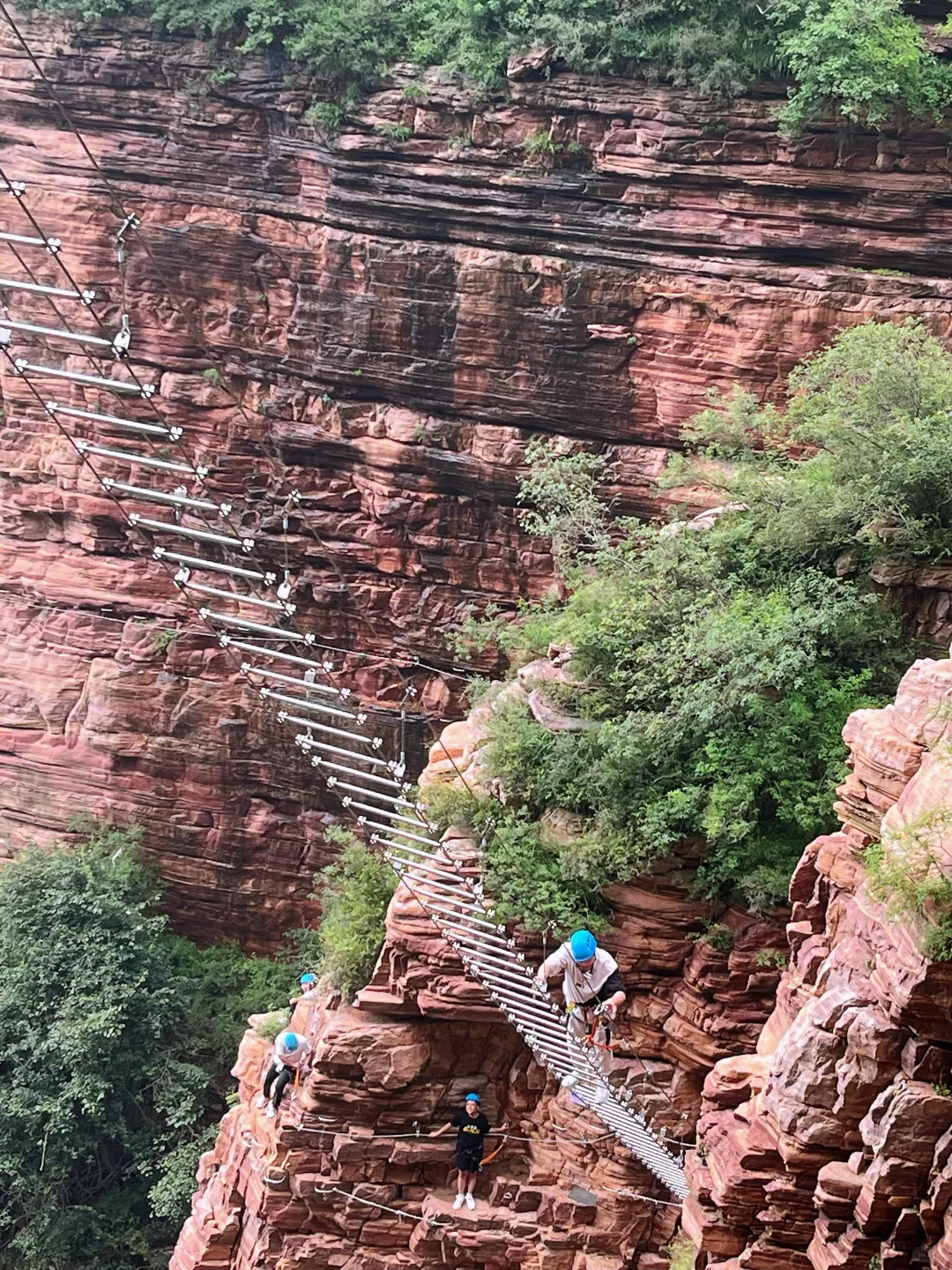 邯郸旅行：东太行山，看别人玩飞拉达好刺激！！