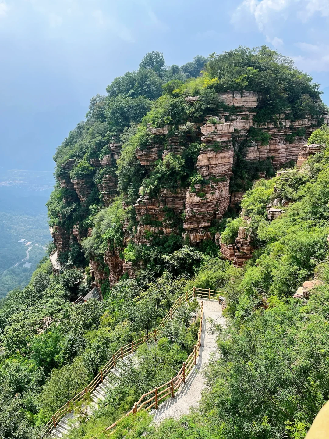 邯郸旅行：东太行山，包场爬山，绝美丹霞地貌